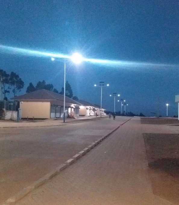 浉河区非洲科特迪瓦太阳能路灯工程